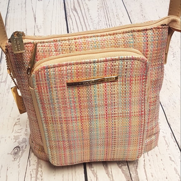 Diverso Italy Handbags - NWOT Diverso Italy crossbody bag